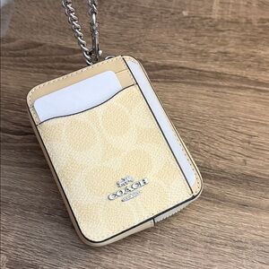 Coach Zip Card Case NWT